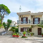 Koukias Village 3* Troulos