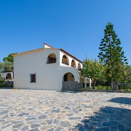 Koukias Village Hotel 3*