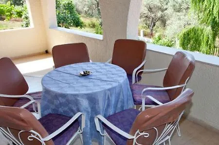 酒店 Koukias Village 3*