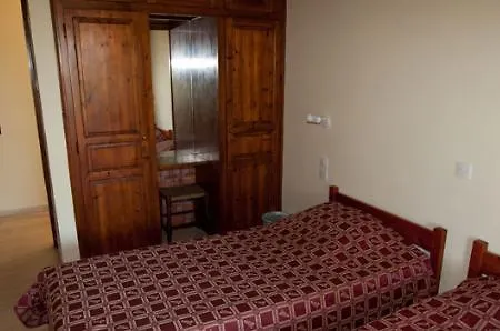 Koukias Village 酒店