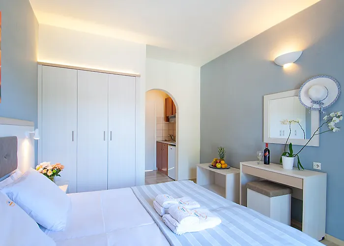 Koukias Village فندق