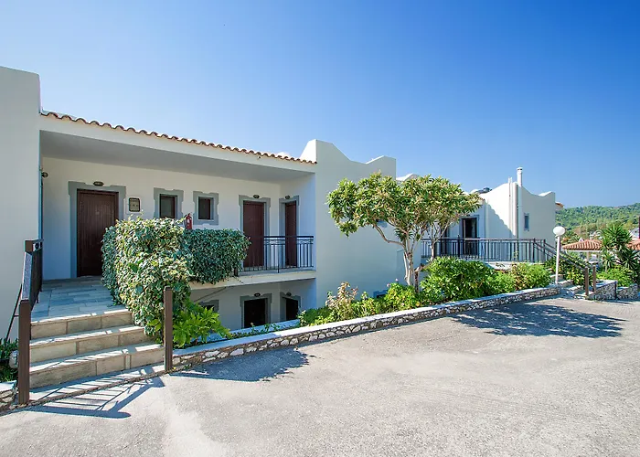 فندق Koukias Village ترولو