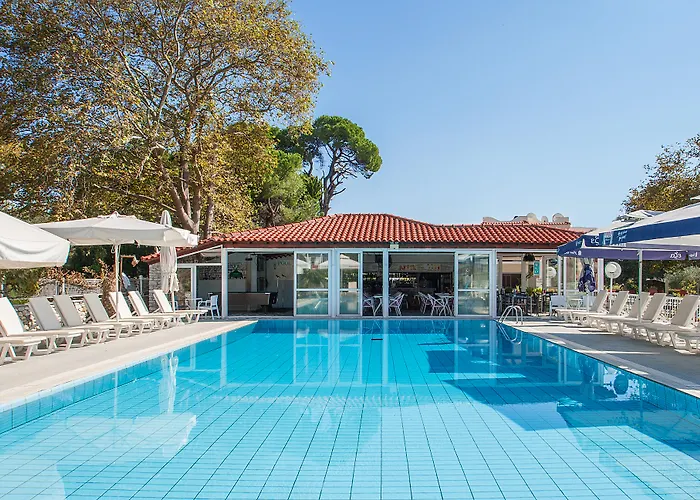 Koukias Village فندق